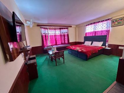 Deluxe Room - Cozy Inn Manali